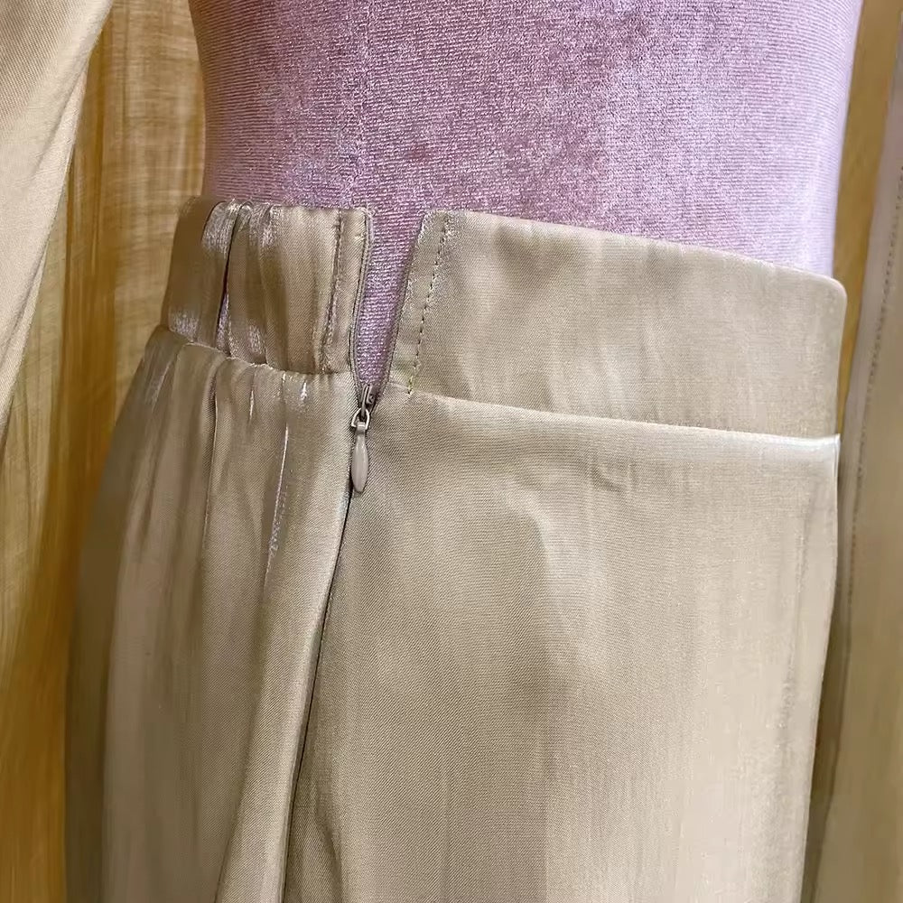 Satin Wickelkleid “Grace” mit Taillengürtel