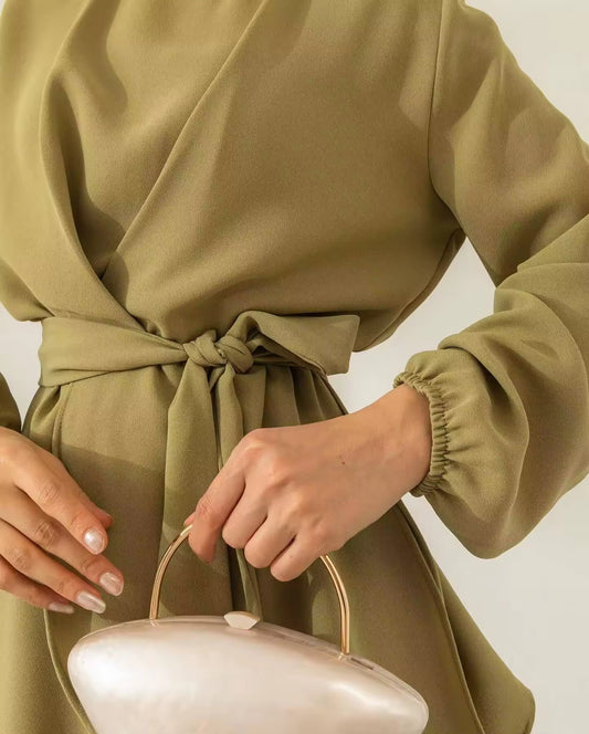 Zweiteiliger Jumpsuit in Grau  Elegante Modest Fashion