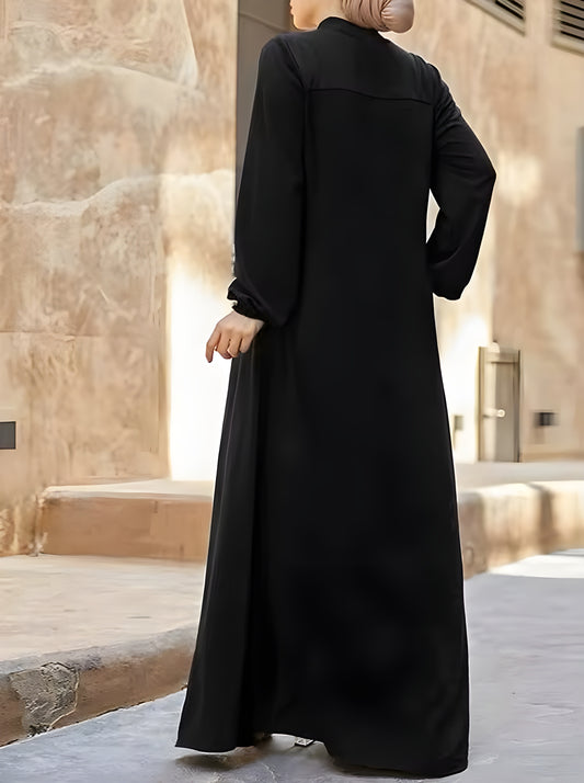 Maxi-Kleid mit Stehkragen Eleganz und Komfort