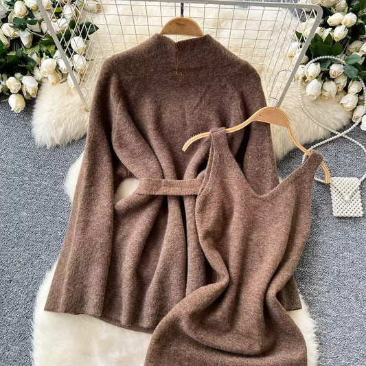 Zweiteiliges Strick-Set Maxikleid und Cardigan in drei Farben