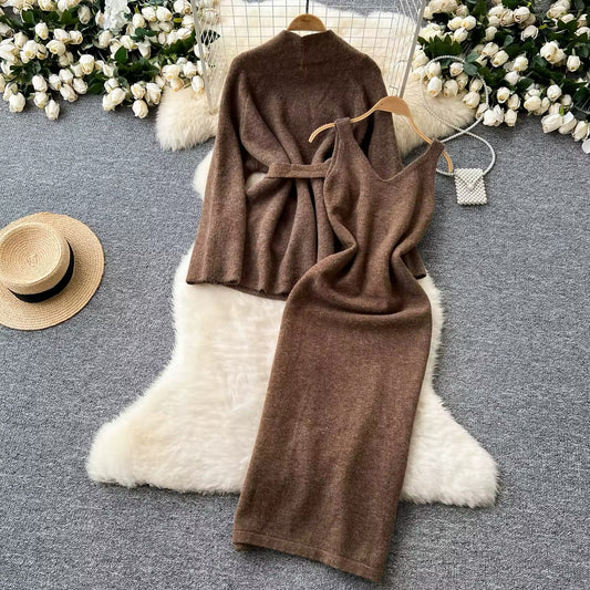 Zweiteiliges Strick-Set Maxikleid und Cardigan in drei Farben