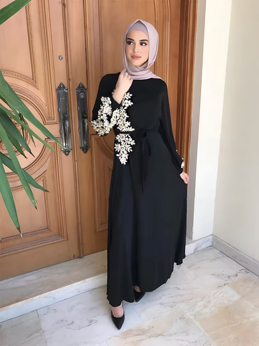Elegance Maxi Dress mit Stickerei-Details