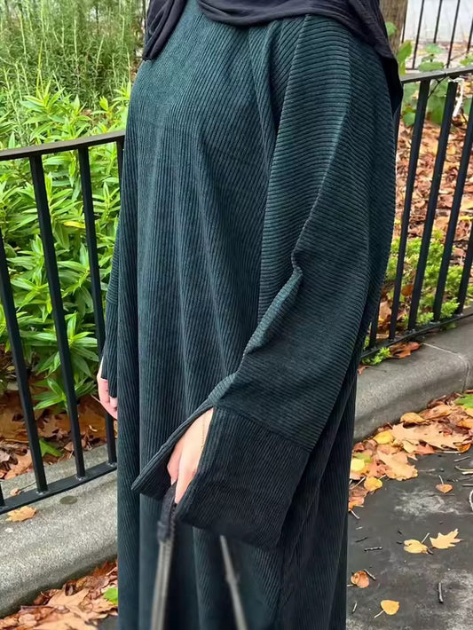 Abaya Nura Eleganz in fließendem Design