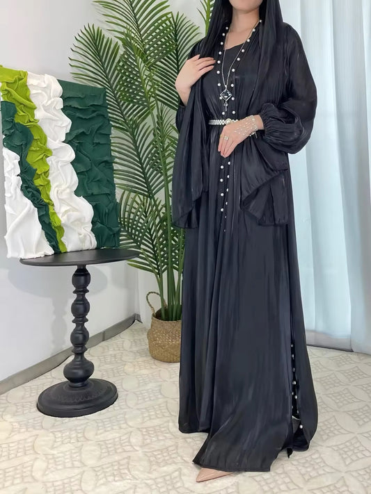 Elegantes Satin-Dreiteiliges Set – Maxikleid mit Gürtel und Schal