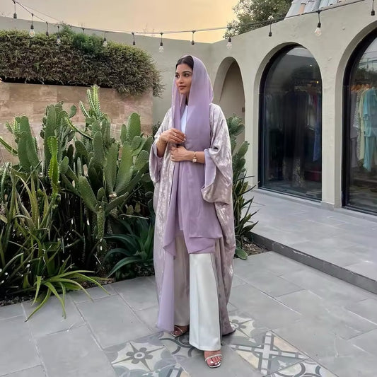 Luxuriöse Schimmer-Abaya aus Satin