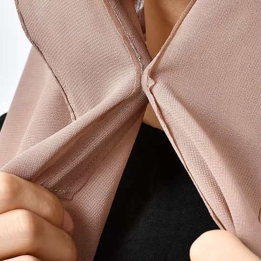 Serenity Chic Satin Hijab in Schwarz, Weiß, Beige & Khaki