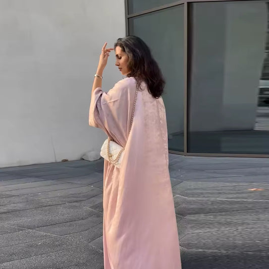 Luxuriöse Schimmer-Abaya aus Satin